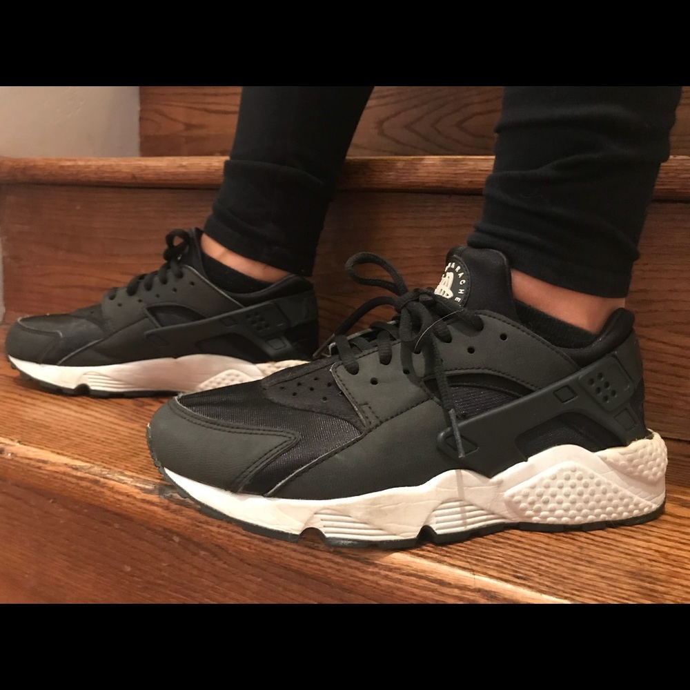 Nike Air Huarache Sneakers